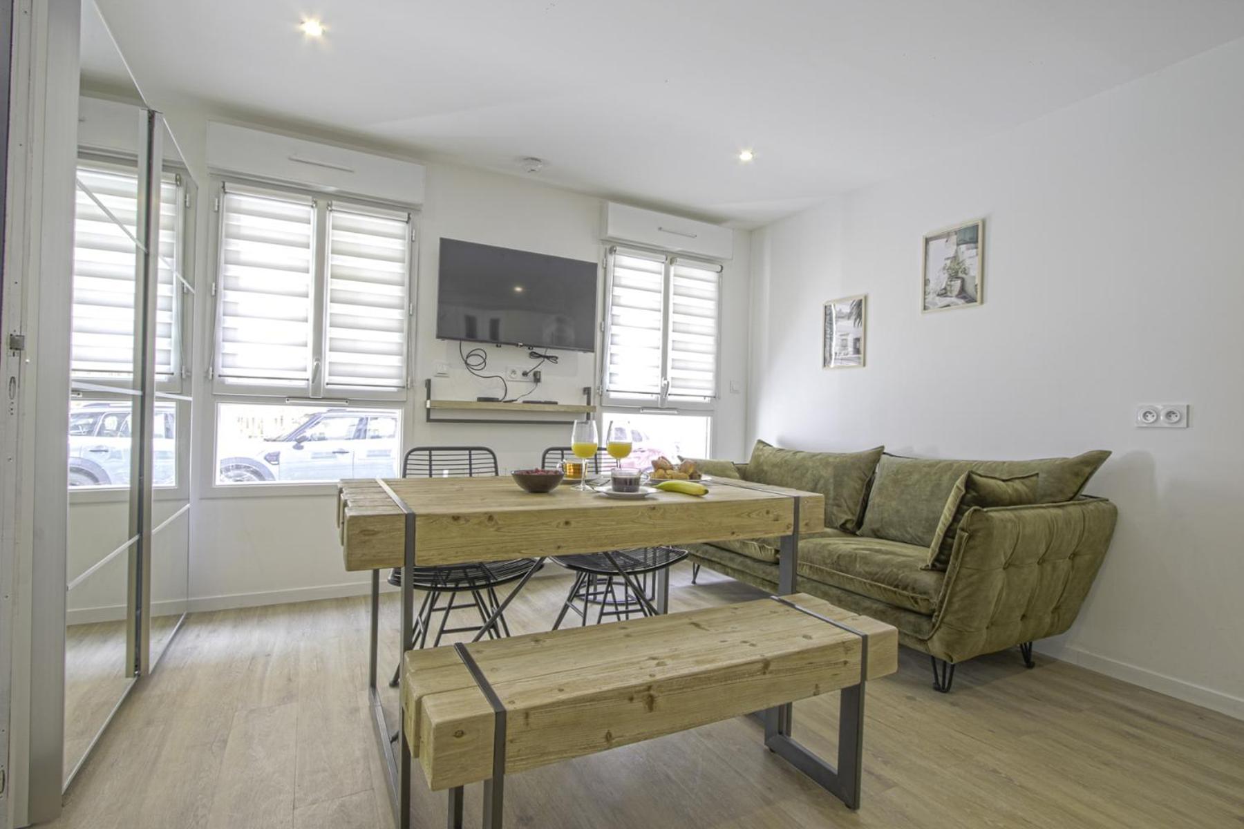 Appartement F2 Hypercentre - Proche Gare - Wifi Gratuite *